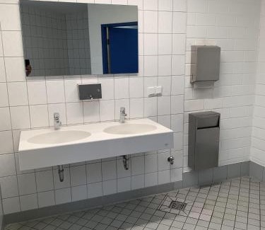 Neustrelitz Hotel | Oceanfront Comfort at Slube am Stadthafen Neustrelitz