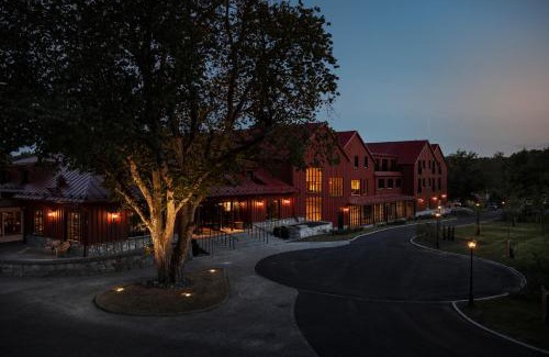 Dalaro Hotel | Relax at Smådalarö Gård Hotell & Spa with Ocean Views