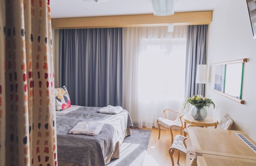 Smogen Hotel | Experience Oceanfront Bliss at Smögens Hafvsbad Hotel