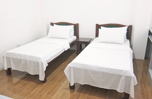Santa Fe House | Guest Rated: 10/10 at SMAK's Apartment - Twin Room Retreat