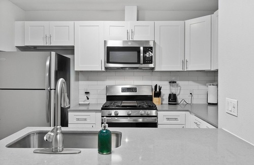 Highland Apartment | Small 1 Bedroom Apt in Highland Austin 2322