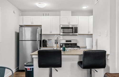 Highland Apartment | Small 1 Bedroom Apt in Highland Austin 2321