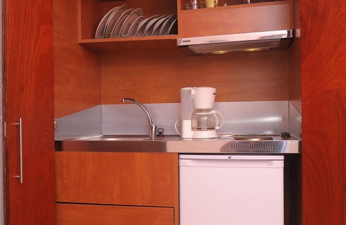 Limenas Chersonisou Apartment | Mountain View Studio with Spa and Breakfast Included
