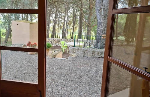 Valls Apartment | Cozy Independent House with Private Garden near Valls