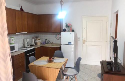Trikala Apartment | Charming Small Apartment Trikala - Pet Friendly & Accessible