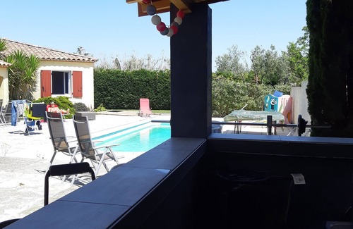 Aubord Apartment | Charming Mezzanine Apartment with Pool & Ocean View