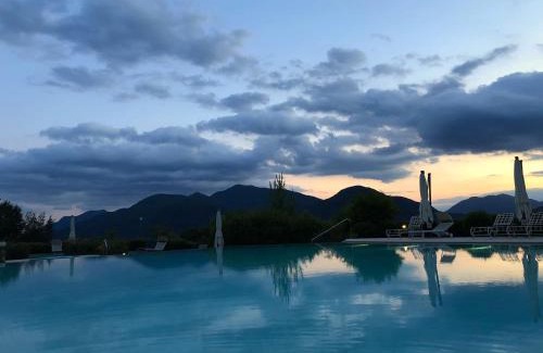 Agra Apartment | Cozy Apartments with Ocean Views in Collina d’Oro