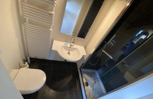 Agra Apartment | Cozy Apartments with Ocean Views in Collina d’Oro