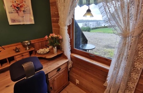 Fitjar Apartment | Cozy Basement Apartment with Private Entrance & Lovely View