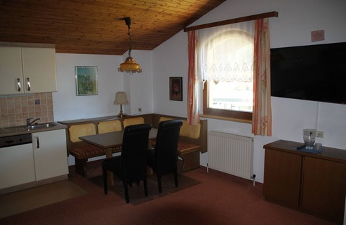 Filzmoos Apartment | Idyllic Holiday Home with Pool in Central Location