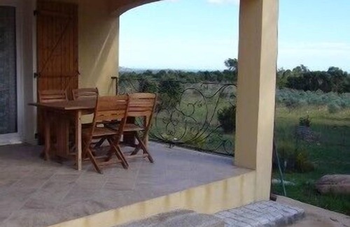 San-Gavino-di-Carbini Villa | Modern Villa with Pool and Ocean Views - Perfect Getaway