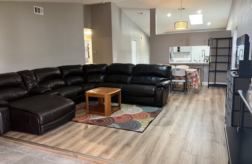 Tropic House | Family-Friendly Home Steps from the Beach & Attractions