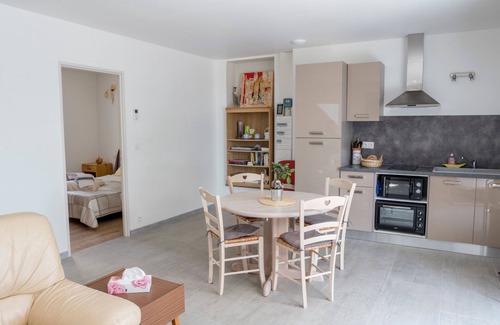 Les Cordiers House | Cozy Retreat in the Luberon - Guest Rated 9/10
