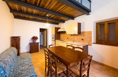 Cagli House | Relaxing Retreat with Pool and Greenery for Families