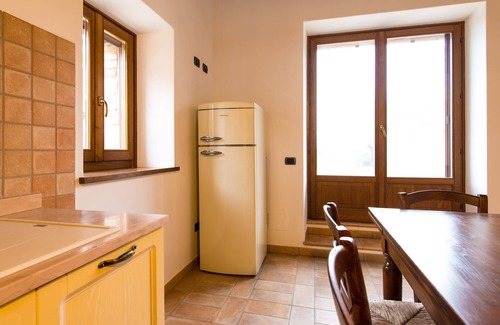 Cagli House | Relaxing Retreat with Pool and Greenery for Families