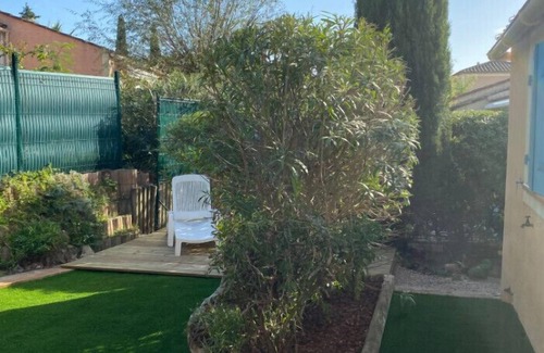 Frejus House | Cozy Garden Residence with Pool for Family Getaways