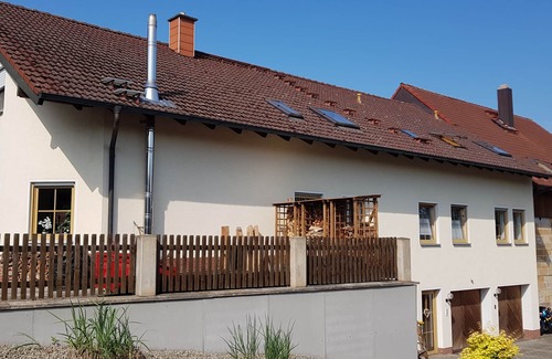 Hummeltal Apartment | Idyllic Retreat Near Bayreuth's Festival City - Rated 9.8