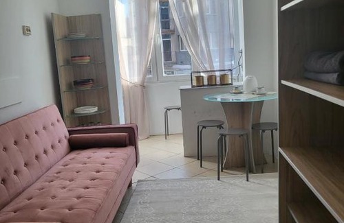 Pazardzhik Province Apartment | Charming Luxury Apartment - Guest Rated 10/10 & Child Friendly
