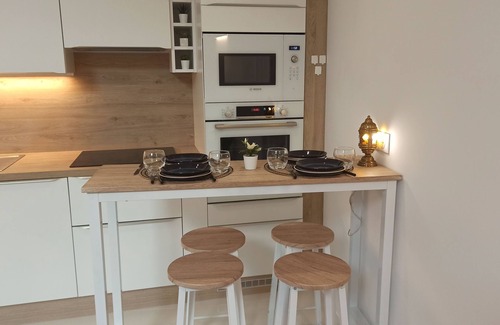 Le-Plessis-Trevise House | Prestigious Hotel Escape Near Paris with Family-Friendly Amenities
