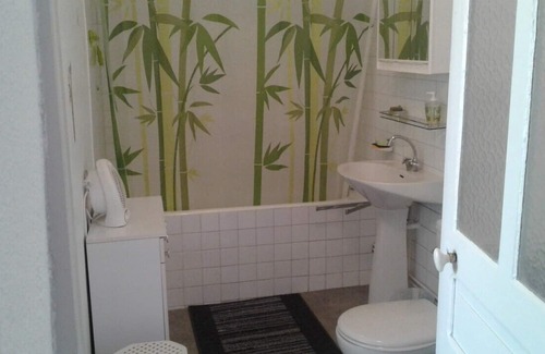 Aumont-Aubrac Apartment | Cozy Gite in Sunny Lozère - Ideal for Families & Relaxation