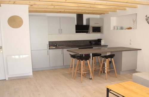 Saint-Brevin-les-Pins House | Beachfront Getaway: Cozy Seaside House in St Brévin