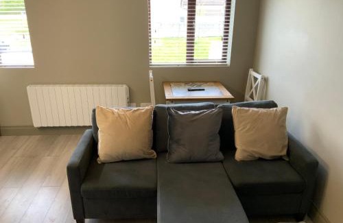 Roscoe Apartment | Smart 2-Bed Apartment with Excellent Guest Reviews
