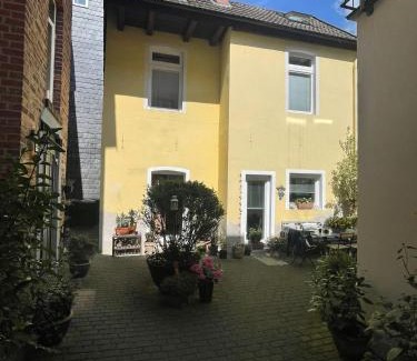 Lemgo Apartment | Charming Small Stable: Family-Friendly Retreat in Lemgo