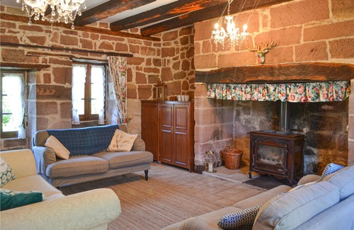 Villac House | Small streets, historic castles and modern art - the area around the vacation home in Villac has man