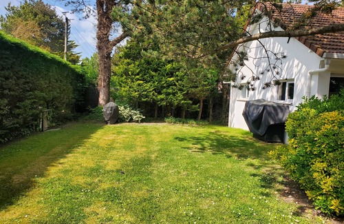 Hardelot-Plage House | Cozy Studio Steps from Beach and City Center in Hardelot