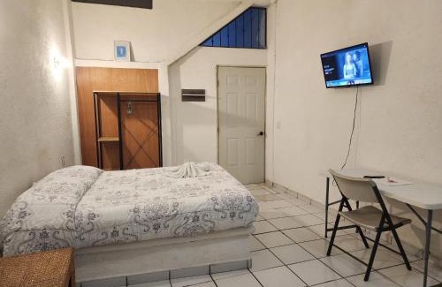 Lazaro Cardenas Apartment | Cozy Studio Near Downtown with Ocean View & Pet Friendly
