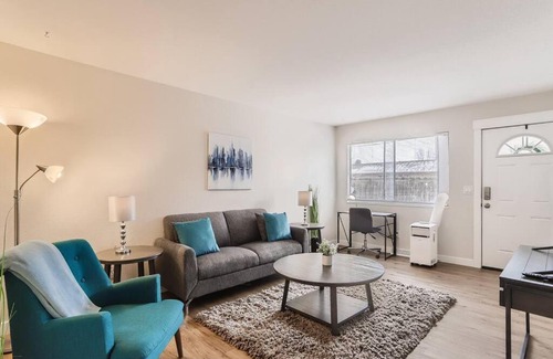 Berthoud Apartment | Pet-Friendly Hotel in a Cozy Outdoor Enthusiast Paradise