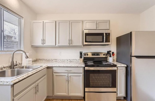 Berthoud Apartment | Pet-Friendly Hotel in a Cozy Outdoor Enthusiast Paradise