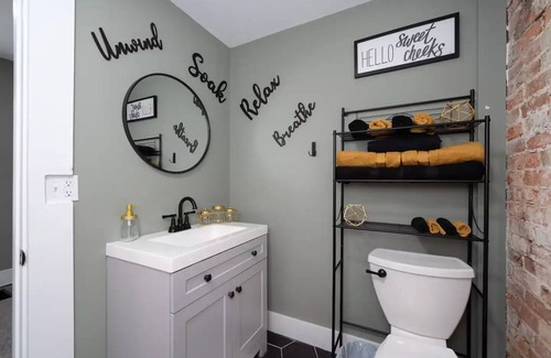 Ludlow Apartment | Historic Small Town USA Retreat in a Walkable Area