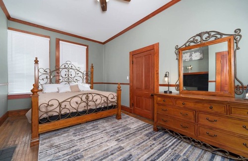 Ludlow Apartment | Historic Small Town USA Retreat in a Walkable Area
