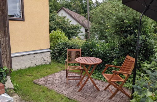 Saalburg-Ebersdorf Apartment | Pet-Friendly Retreat with Kitchen by the Thuringian Sea