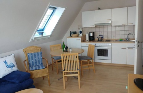 Maasholm-Bad Apartment | Cozy Beachside Retreat: Family-Friendly Apartment in Maasholm Bad