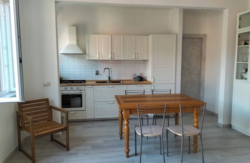Mologno Apartment | Small vacation home in barga.