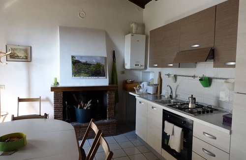 Bovara House | Charming Villa Overlooking the Umbrian Valley with Spa