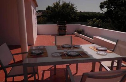 Silves House | Pet-Friendly Villa with Private Pool and Ocean Views