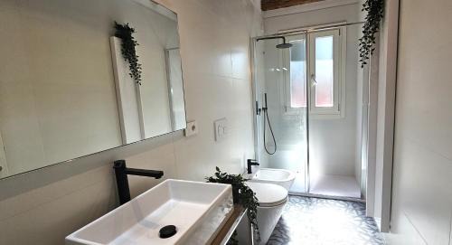 Castello Apartment | Charming Villa Retreat with Private Garden & High Guest Rating
