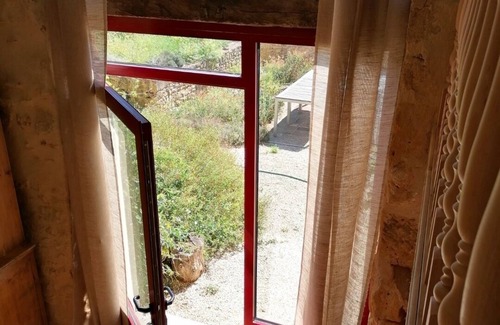 Meyrals House | Charming Vintage Barn Retreat in a Serene Setting