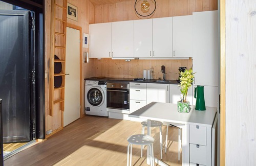 Nes Municipality House | Cozy Cottage Near Glomma with Lake View & Spa Amenities