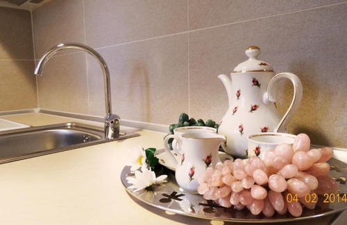 Pefkari Apartment | Highly Rated Smaragdi Studios with Family-Friendly Amenities