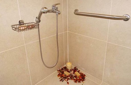Pefkari Apartment | Highly Rated Smaragdi Studios with Family-Friendly Amenities