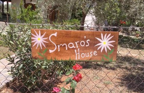 Skala Kallirachis Apartment | Guest Rated 9.8: Family-Friendly Stay at Smaro's House