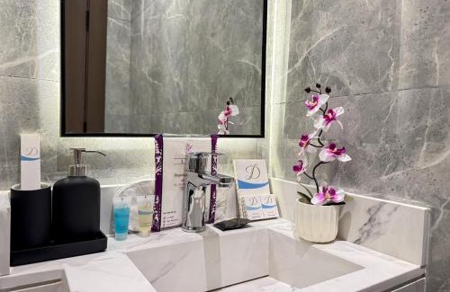 Riyadh Apartment | Smart Access Studio in Al Narjis - 65 TV