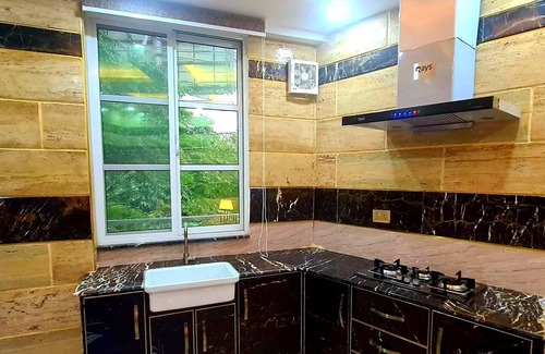 Lahore Apartment | Convenient Apartments with Family and Pet-Friendly Options