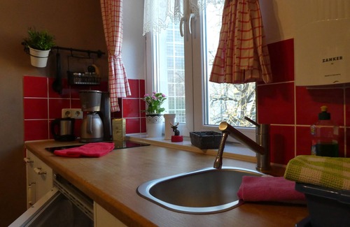 Kempten Apartment | Central Kempten Apartment with Kitchen & Breakfast Included