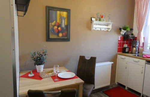 Kempten Apartment | Central Kempten Apartment with Kitchen & Breakfast Included