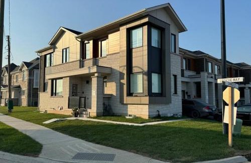 Halton Regional Municipality Apartment | Smart & Cute 1BR Basement Apartment-Milton